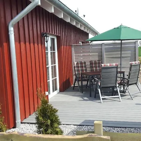 Holiday home Gemuetliches Schwedenhaeuschen Mit Terrasse By Interhome Zierow